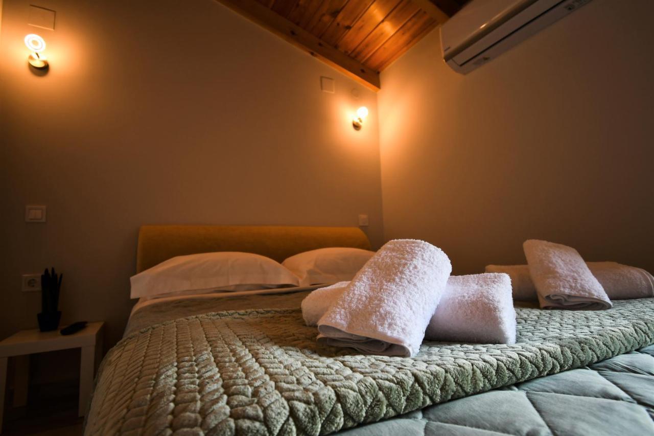 Comfy And Stylish Apt2 Ioannina Exterior foto